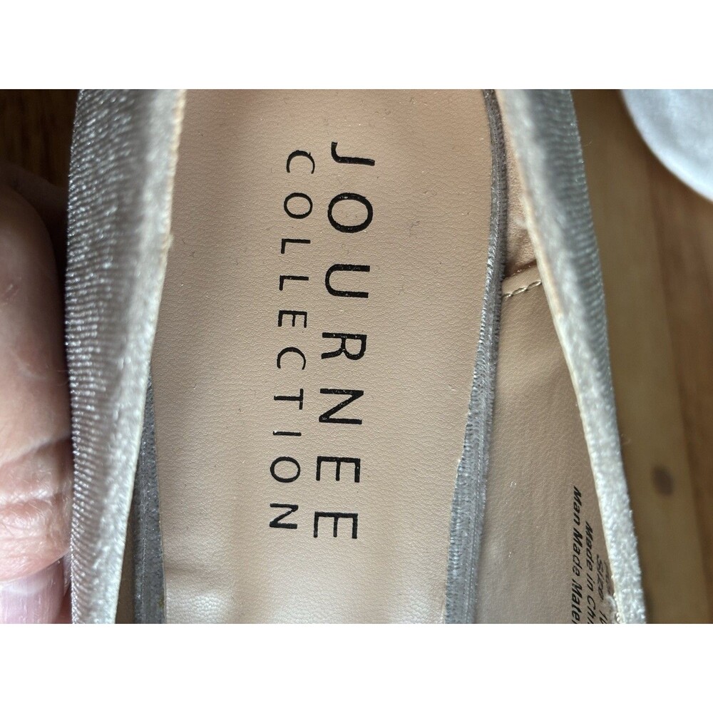 Crystol Slip On Low Stiletto Pumps Grey Velvet With Bow 10 Journee Collection - Picture 4 of 7